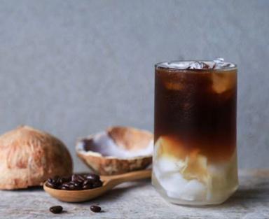 Coco ' cchino (Coconut milk with Coffee)